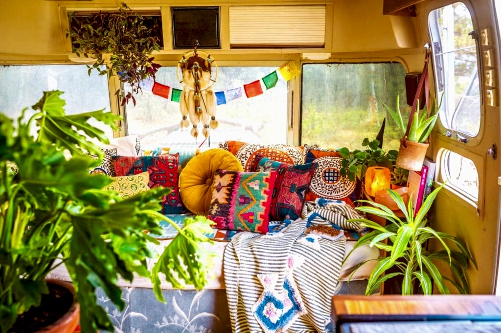 Plant Life Series: A Colorful Southwestern Maximalist Home